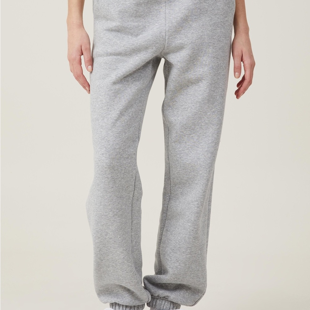Gray sweatpants from cotton on size large